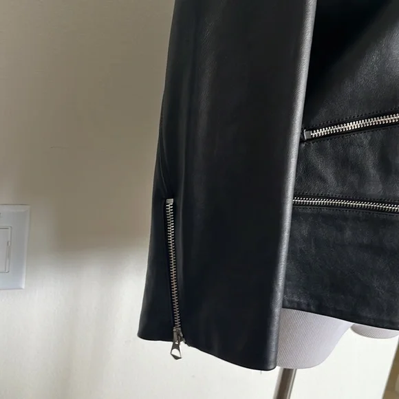 Golden goose deluxe brand Woman’s jacket leather size large black
